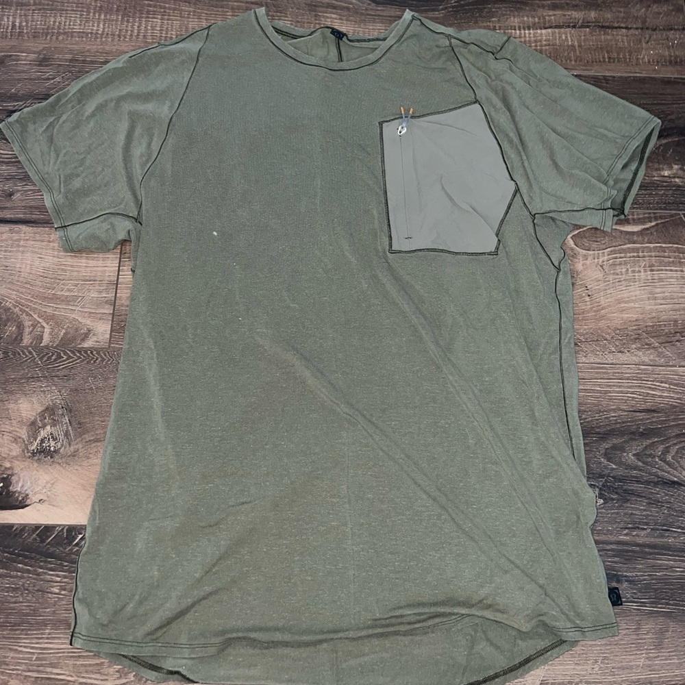 Lululemon short sleeve workout/casual tee